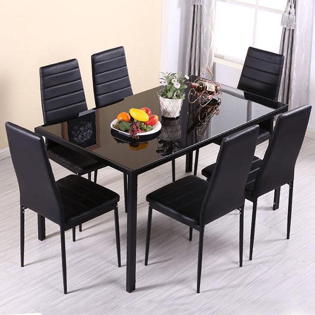 Tables et chaises classiques 4/6 places
