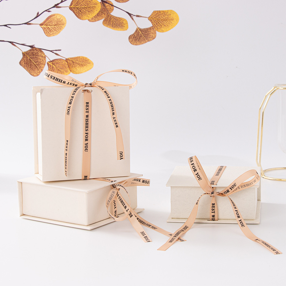 Nouvelle arrivée Boîte à cadeaux en carton d'emballage de bijoux écologiques