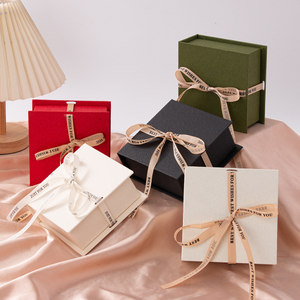 Nouvelle arrivée Boîte à cadeaux en carton d'emballage de bijoux écologiques